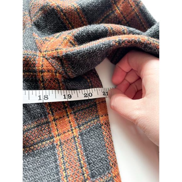 Sag Harbor Petites Women's Gray and Rust Plaid Wool Blend Blazer - Picture 4 of 6